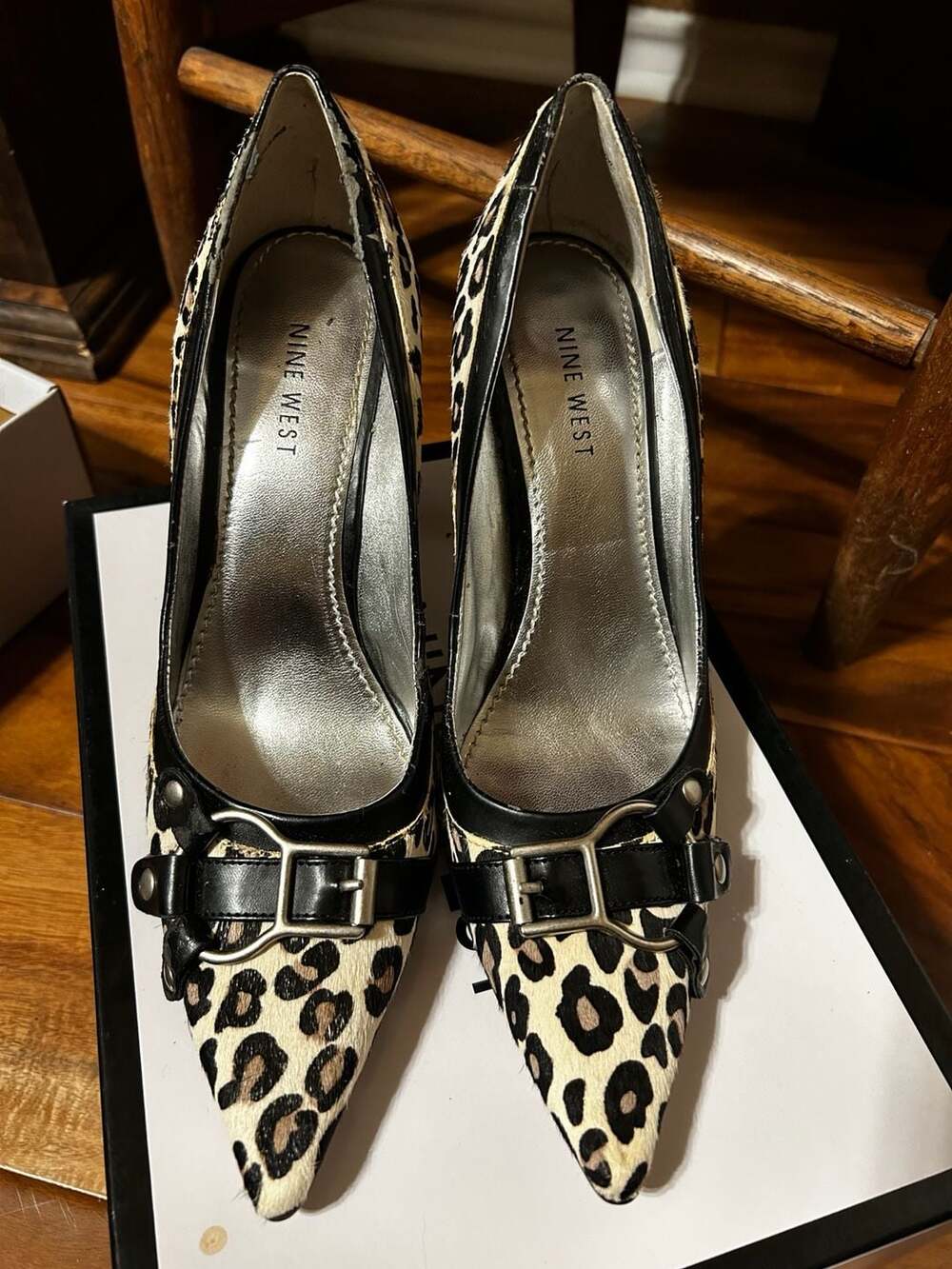 Nine West Leopard Print Calf Hair Pointed Toe Buckle Heels Size 7.5M